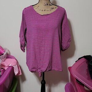 3xl pink and navy blue top with stripes.
